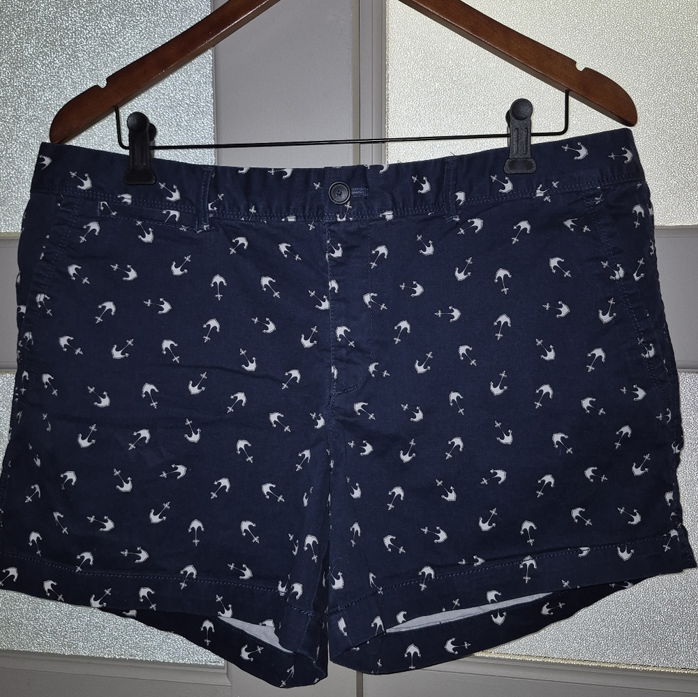 Banana Republic Blue and White Bermuda Cotton Shorts Nautical Print